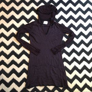 Cozy and cute striped hoodie dress from Linq!